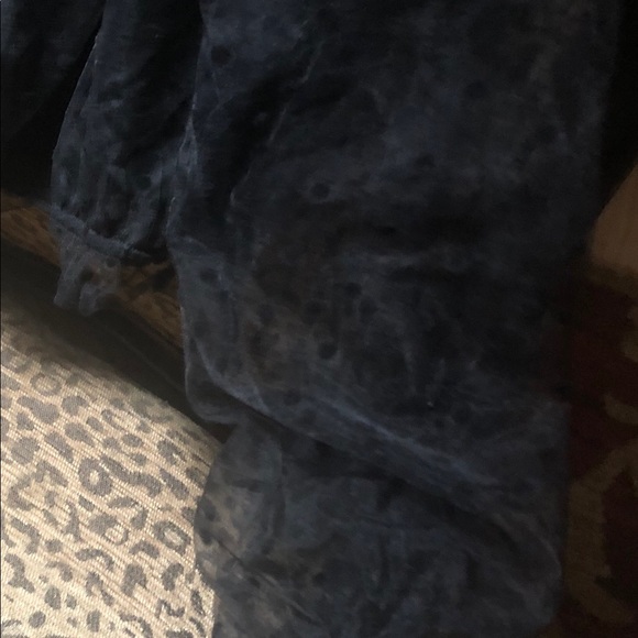 SOLD…Crop Top - Picture 4 of 6